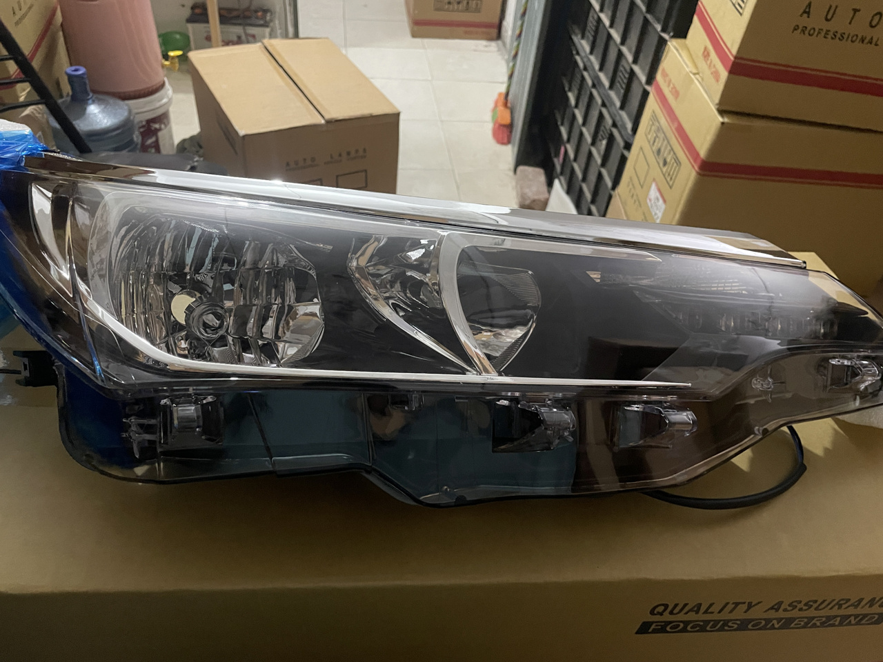Toyota Corolla 2018-25 Headlight