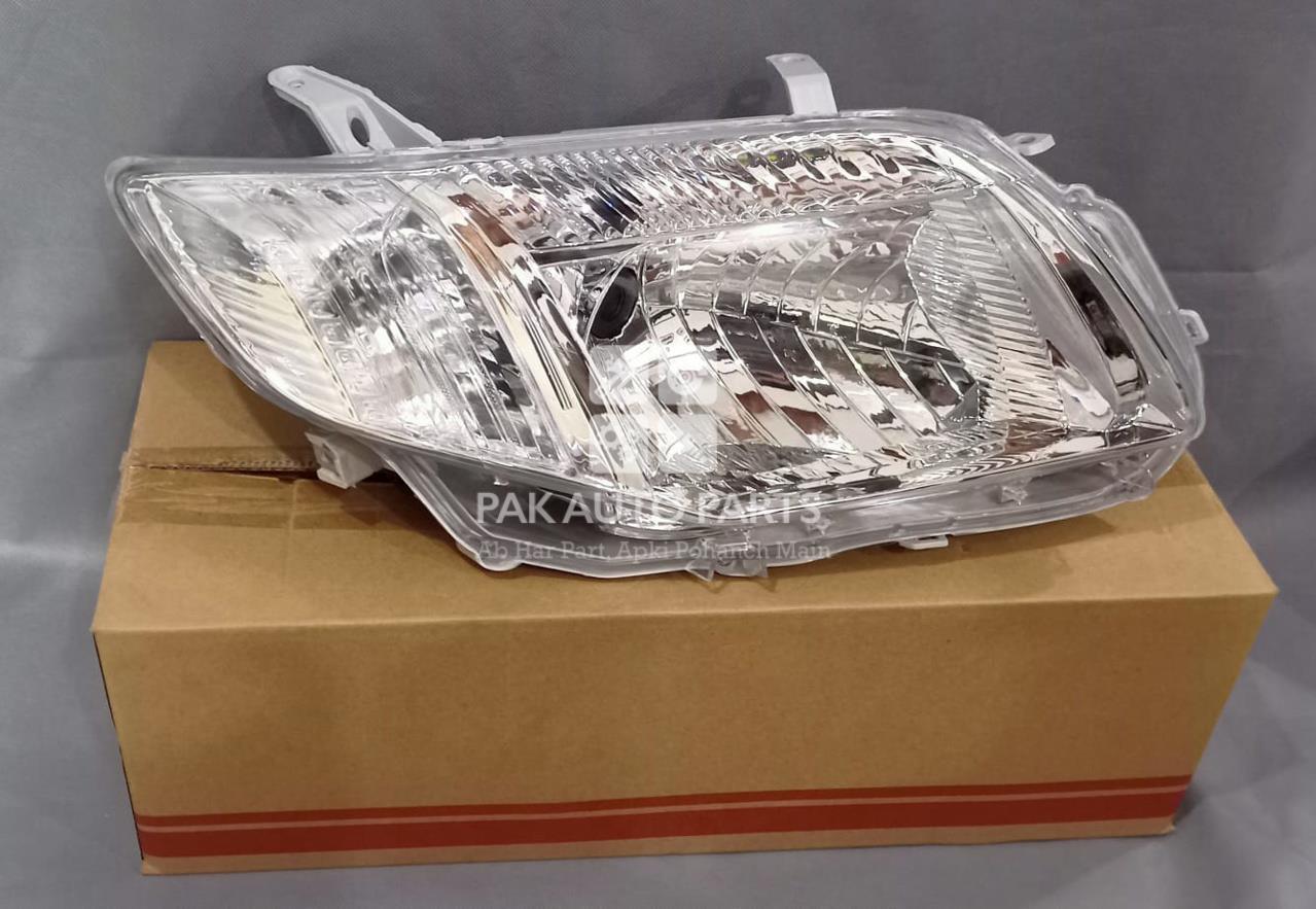Toyota Corolla Axio 2007 Headlight